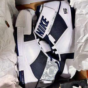 Zoom LeBron 2 (Midnight Navy) Size 11.5